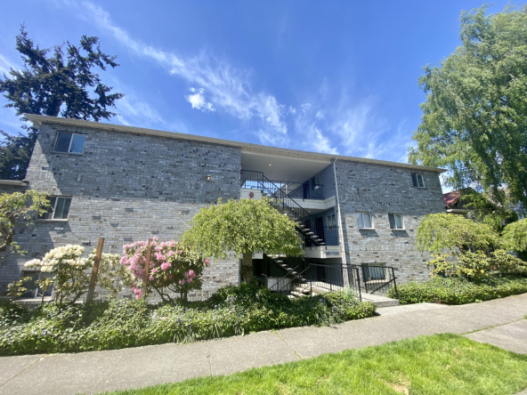 front entrance to apartment building at Bayview