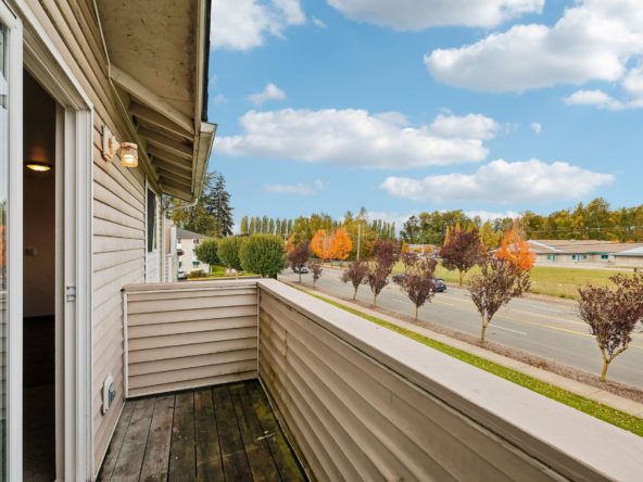 Winterhill Private Deck