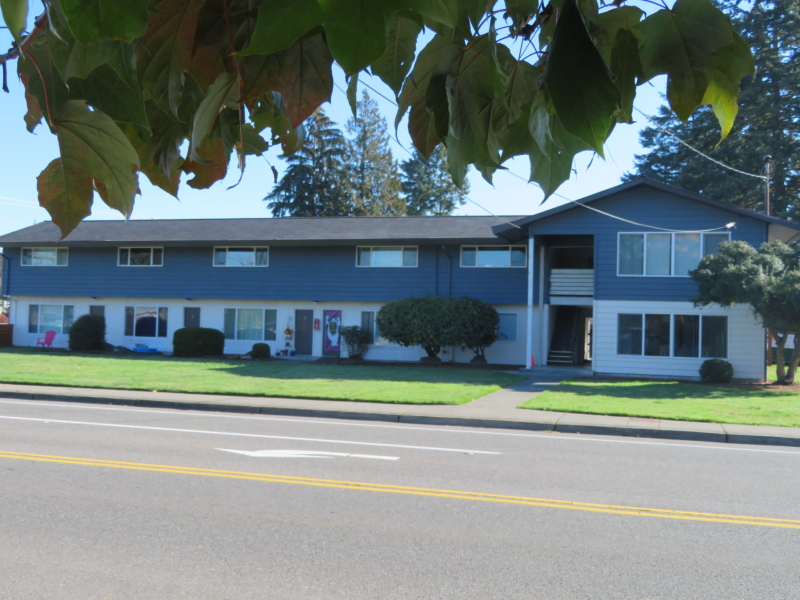 Street view of Arnold Apartments