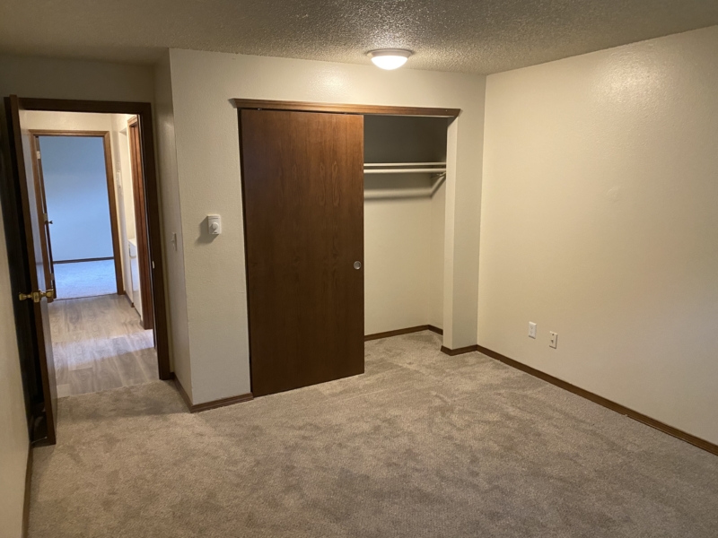 Bedroom of room in Dorn apartments